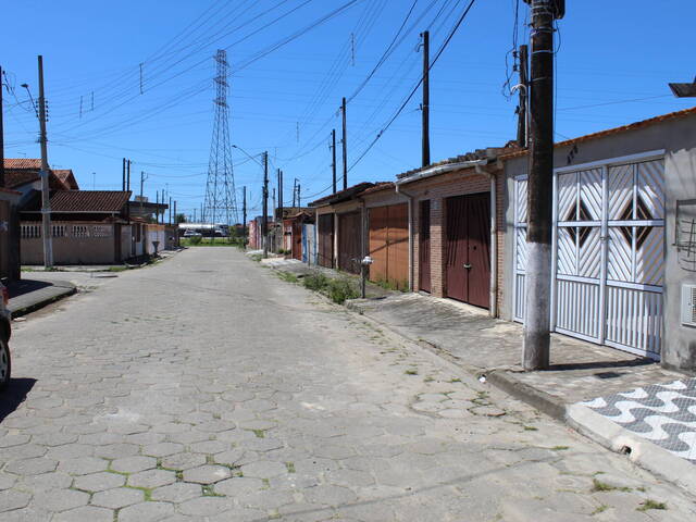 Casa para Venda em Mongaguá - 2