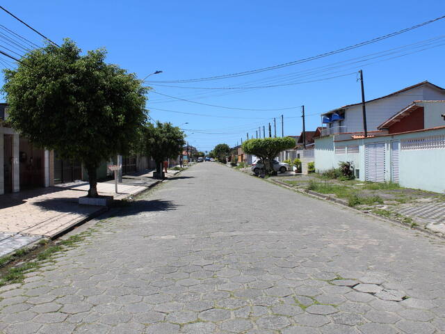 Casa para Venda em Mongaguá - 2