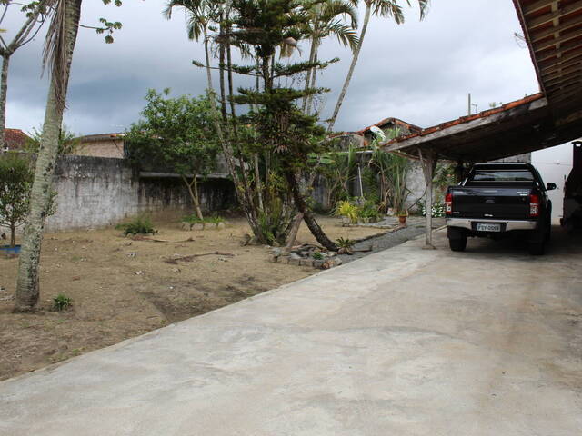 Casa para Venda em Mongaguá - 2