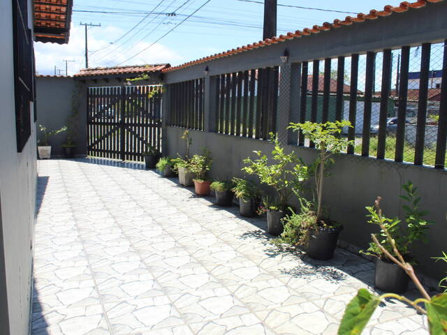 Casa para Venda em Mongaguá - 2