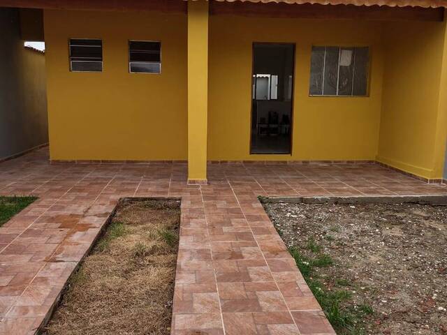 Casa para Venda em Mongaguá - 2