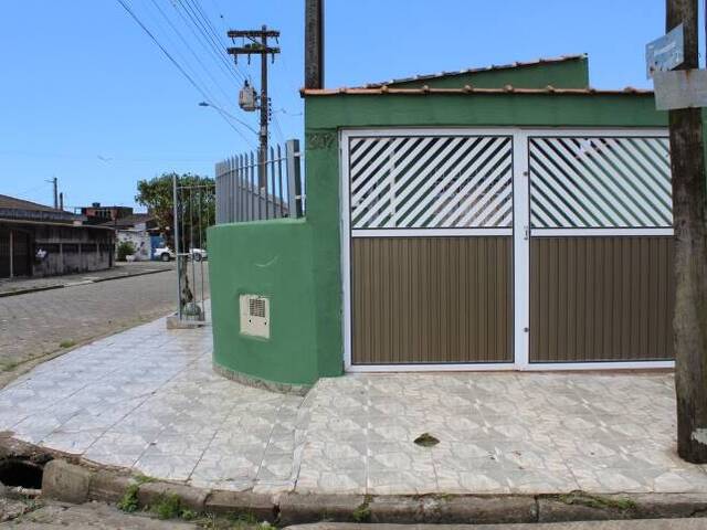 Casa para Venda em Mongaguá - 2