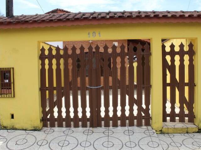 Casa para Venda em Mongaguá - 2