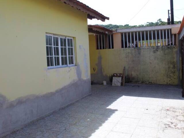 Casa para Venda em Mongaguá - 2