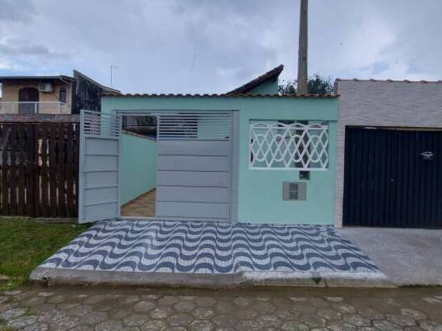 Casa para Venda em Mongaguá - 2