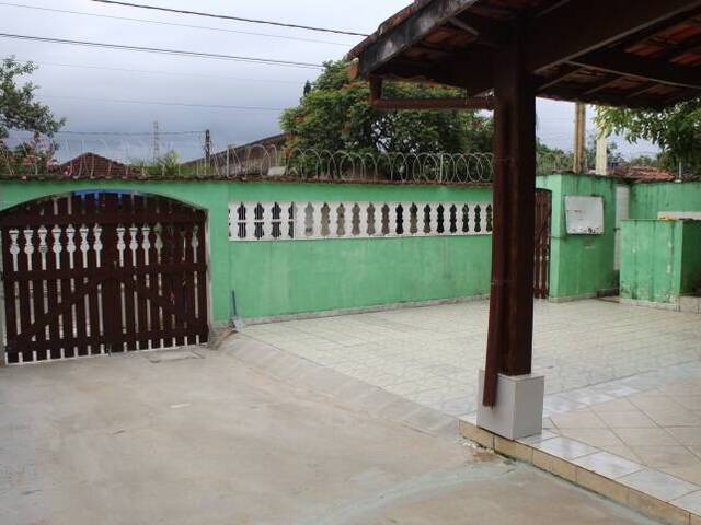 Casa para Venda em Mongaguá - 2